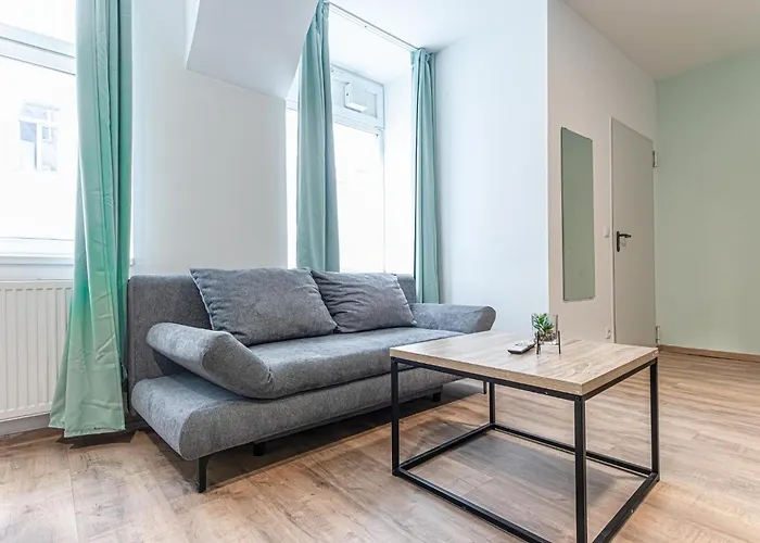Near Westbahnhof 2 Cozy Studios, Barrier-free