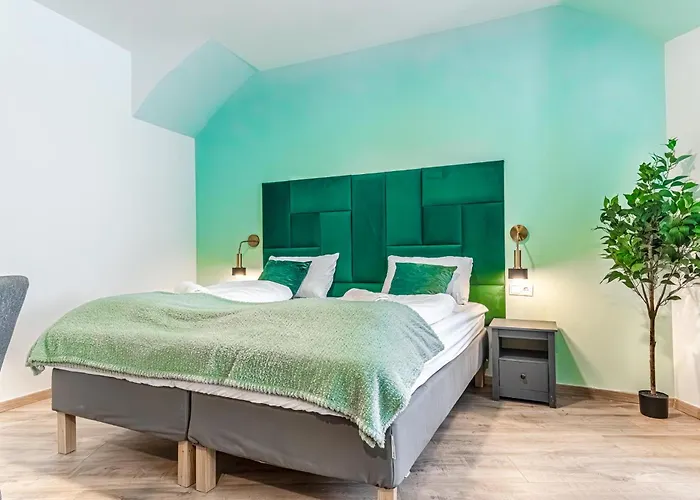 Near Westbahnhof 2 Cozy Studios, Barrier-free *